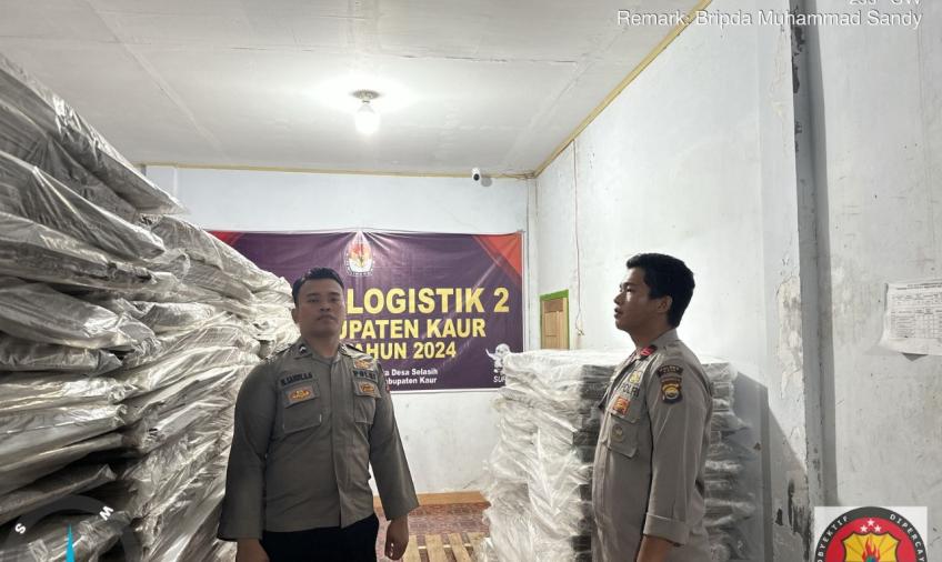 Berikan Pengamanan di Kantor KPUD, Polres Kaur Patroli di Gudang Logistik 2