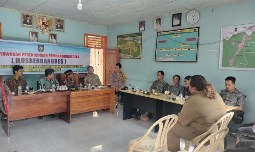 Dihadiri Bhabinkamtibmas,Dihadiri Bhabinkamtibmas, Teluk Ajang Gelar Musrenbangdes 2025 dan Tetapkan RKPDES 2024 Teluk Ajang Gelar Musrenbangdes 2025 dan Tetapkan RKPDES 2024