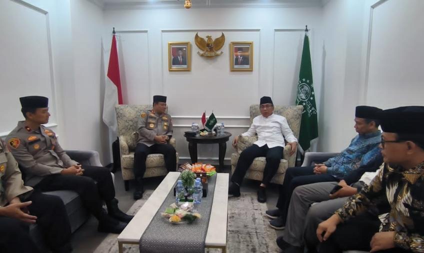 Dikunjungi Kaops NCS, Gus Yahya Nilai Polri Berhasil Jaga Ketentraman Jelang Pemilu 