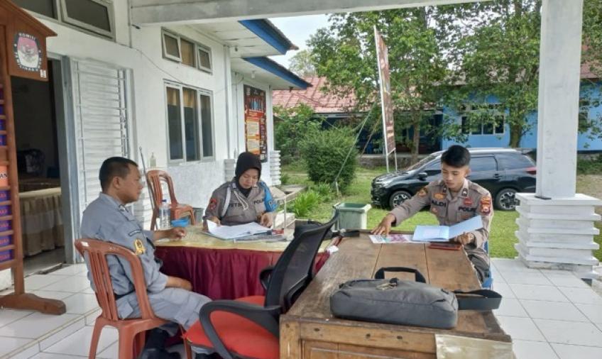 Sub Satgas OMB Nala 2023 Polres Mukomuko Lakukan Pengecekan Kelengkapan Personel Pengamanan Pemilu di KPU dan Bawaslu