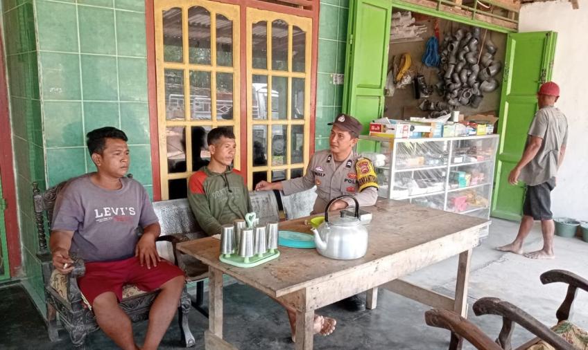 Sambang DDS Bhabinkamtibmas Polsek Kotapadang Tingkatkan Kedekatan dengan Masyarakat