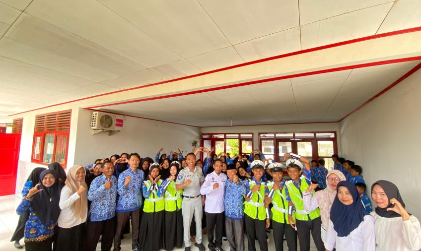 Tingkatkan Kesadaran Keselamatan Berkendara, PT Jasa Raharja Cabang Bengkulu Lakukan Sosialisasi di SMPN 26 Bengkulu Utara