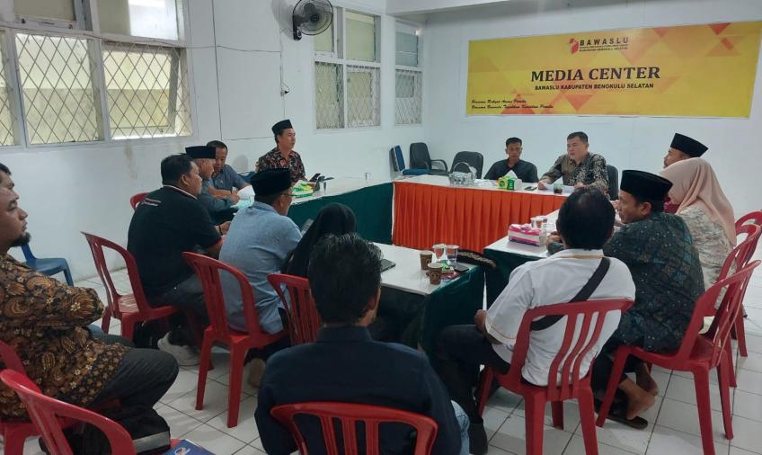 Rapat Penertiban APS dan APK , yang Melanggar Akan Ditertibkan