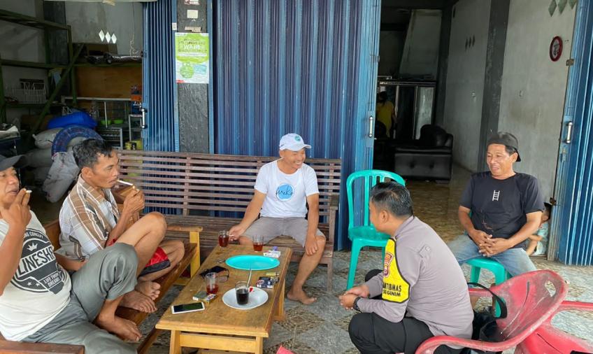 Sambangi Warga Binaan, Bhabinkamtibmas Polsek Seginim Sampaikan Imbauan Kamtibmas 
