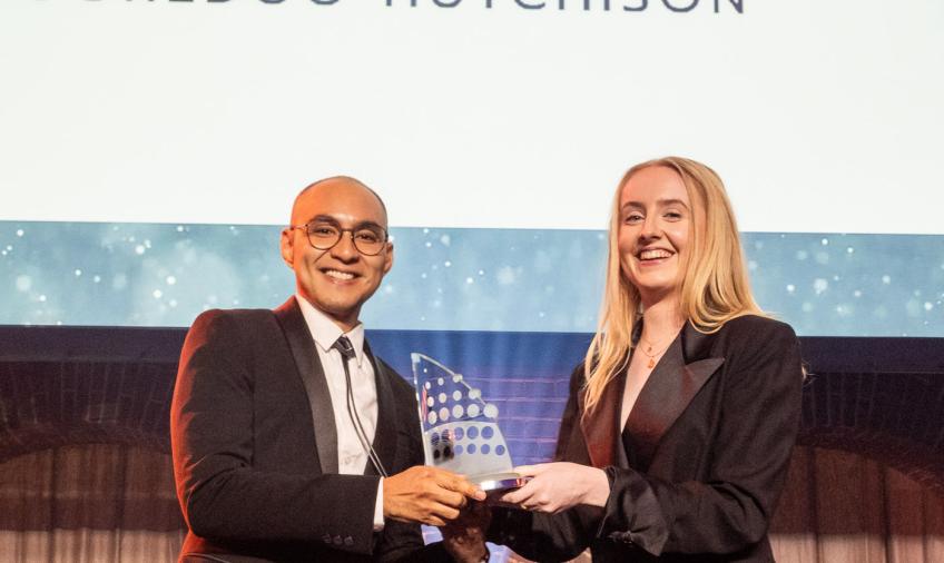 Indosat Ooredoo Hutchison Borong Penghargaan World Communications Award 2023 Atas Keberhasilan Integrasi Jaringan dan Komitmen pada Marvelous Experience