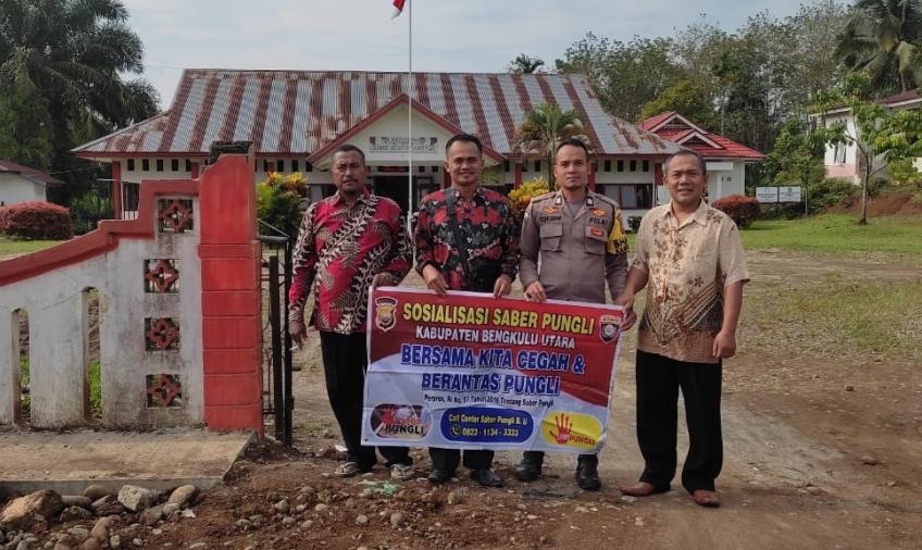 Cegah Pungutan Liar, Bhabinkamtibmas Polsek Padang Jaya Gelar Sosialisasikan Saber Pungli