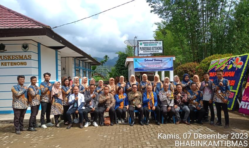 Bhabinkamtibmas Polsek Lebong Utara  Hadiri Kegiatan Lintas Sektor Penilaian Reakedritasi Puskesmas Ketenong