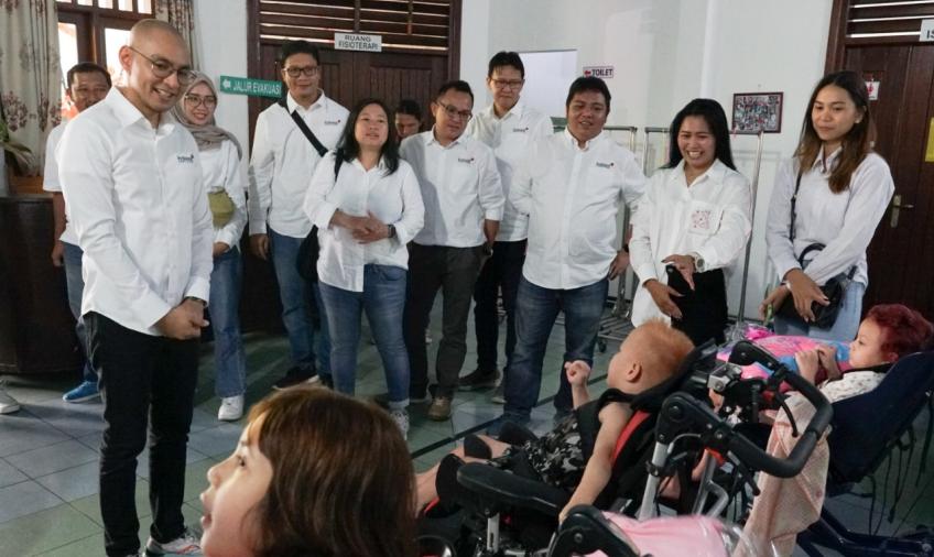 Sambut Natal dan Tahun Baru, Indosat Ooredoo Hutchison Hadirkan Kehangatan dan Kenyamanan dalam Semangat Memberdayakan Indonesia