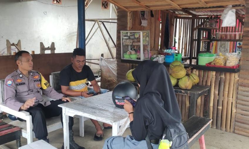Jalin Kedekatan dengan Masyarakat, Bhabinkamtibmas Polsek Padang Jaya Sambang ke Wilayah Binaannya