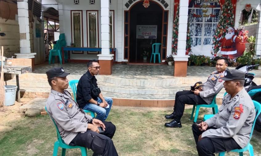 Pastikan Natal Aman, Kapolsek Giri Mulya Turun Langsung Lakukan Pengamanan