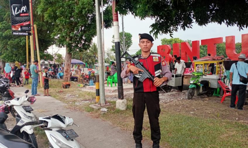 Sambangi Tempat Keramaian, Sat Samapta Polres Kaur Patroli Presisi