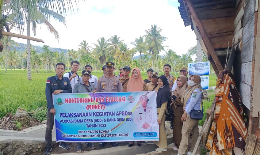 Bhabinkamtibmas Polsek Lebong Tengah Hadiri Monev Pembangunan Irigasi di Desa Tanjung Bunga I