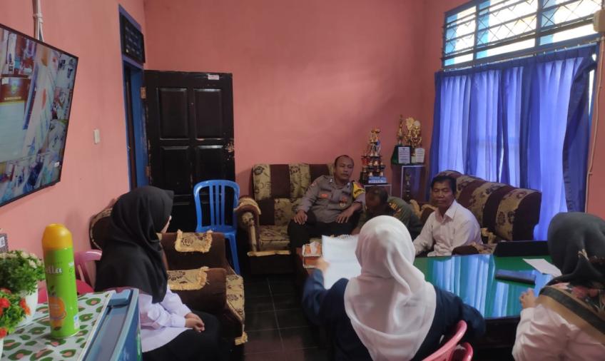 Kapolsek Kota Manna Hadiri Kegiatan Mini Lokakarya Stunting Tingkat Kecamatan Passr Manna Tahun 2024