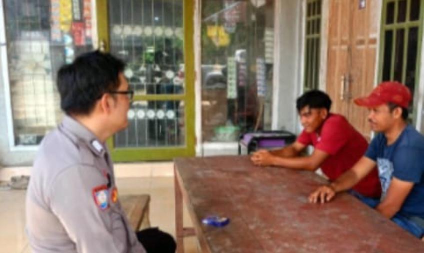 Patroli Siang, Polsek Semidang Alas Sampaikan Imbauan Kamtibmas kepada Warga 