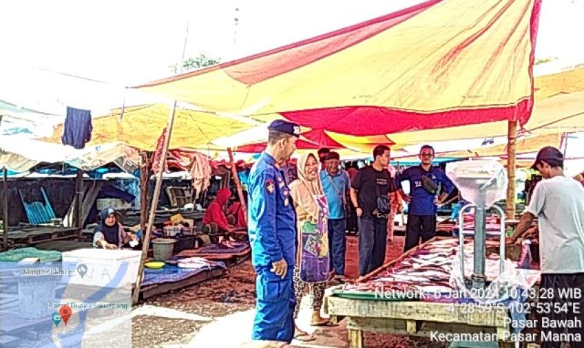Sat Polairud  Polres BS Patroli ke TPI Pasar Bawah,  Wujudkan  Kamtibmas Kondusif Jelang Pemilu 2024