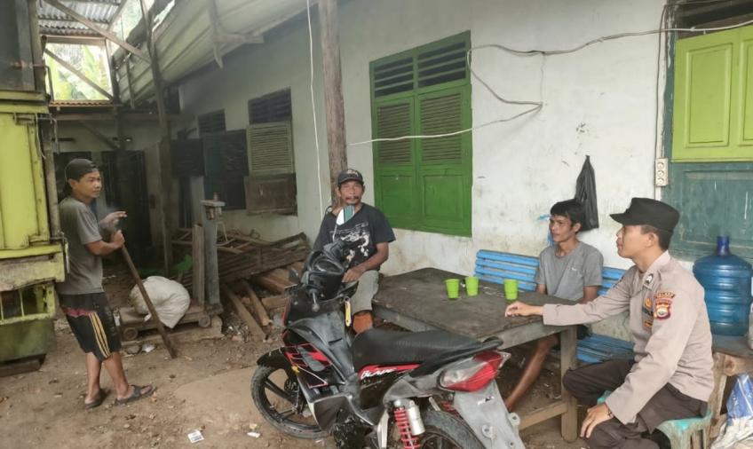 Patroli KRYD Siang, Personel Polsek Semidang Alas Sambangi Warga Desa Tebat Gunung dan Desa Nanti Agung