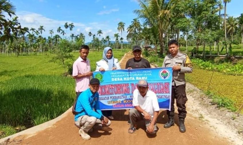Bhabinkamtibmas Polsek Lebong Utara Hadiri Monev Jalan Usaha Tani di Desa Kota Baru