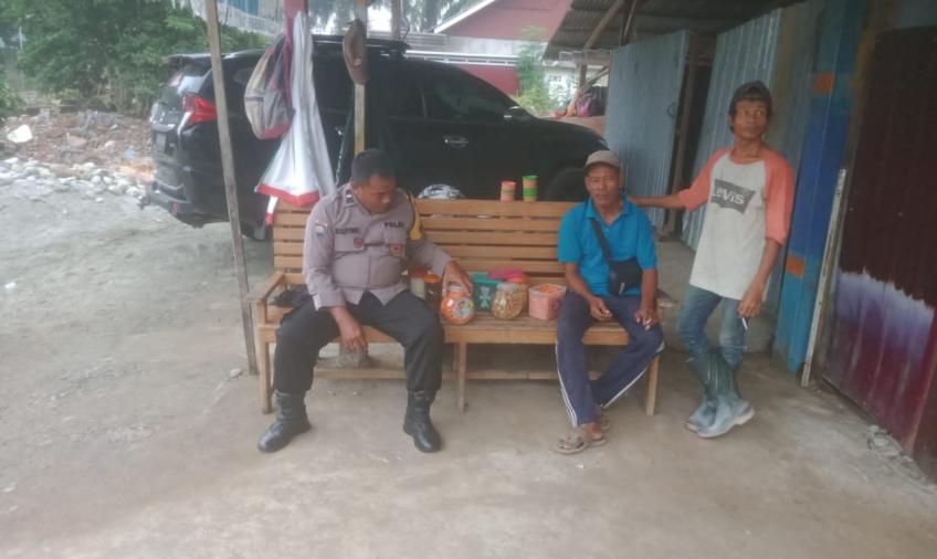 Cooling System, Bhabinkamtibmas Sambang dan Ajak  Masyarakat Ciptakan Kamtibmas yang Kondusif di Desa Lubuk Resam