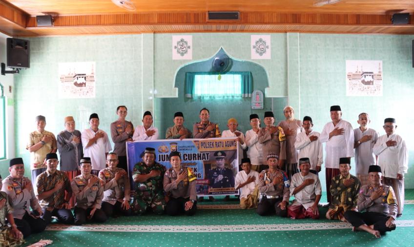 Jaring dan Serap Informasi dari Masyarakat, Kapolresta Bengkulu Gelar Jumat Curhat di Masjid At Taubah 
