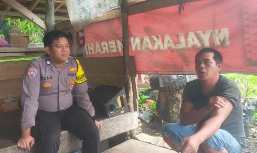 Sambang, Bhabinkamtibmas Ajak Warga Ciptakan Kamtibmas yang Kondusif Jelang Pemilu 