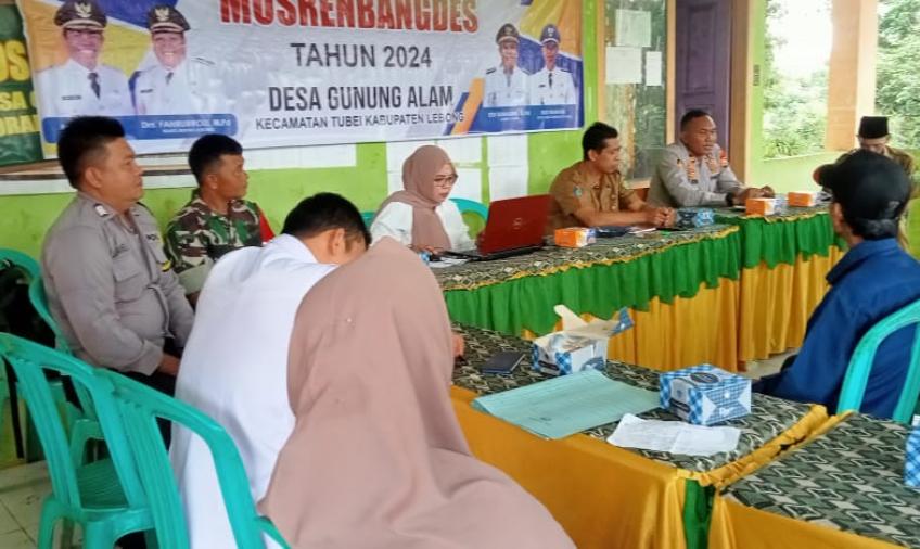 Kapolsek Lebong Atas Hadiri Musrenbangdes di Desa Gunung Alam