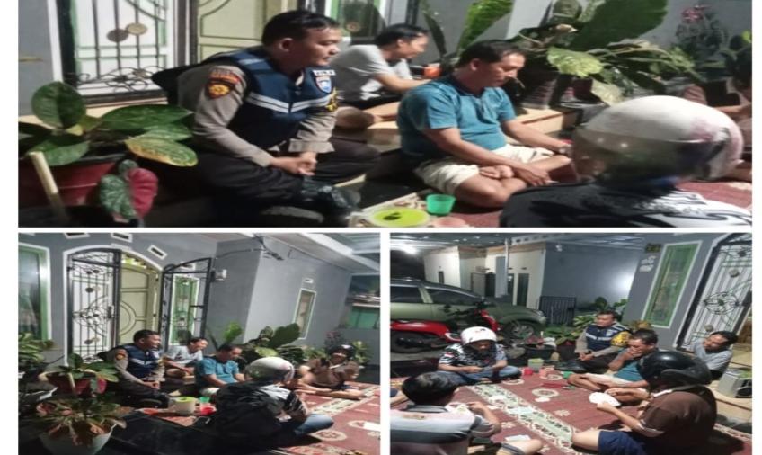 Sambangi Warga, Bhabinkamtibmas Polsek Selebar Sampaikan Imbauan dan Pesan Kamtibmas 