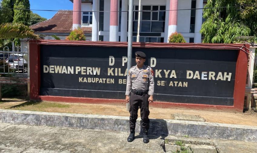Jelang Pemilu, Satgas Preventif OMB Polres BS Intensifkan Patroli ke KPU, Bawaslu dan Gudang Logistik KPU