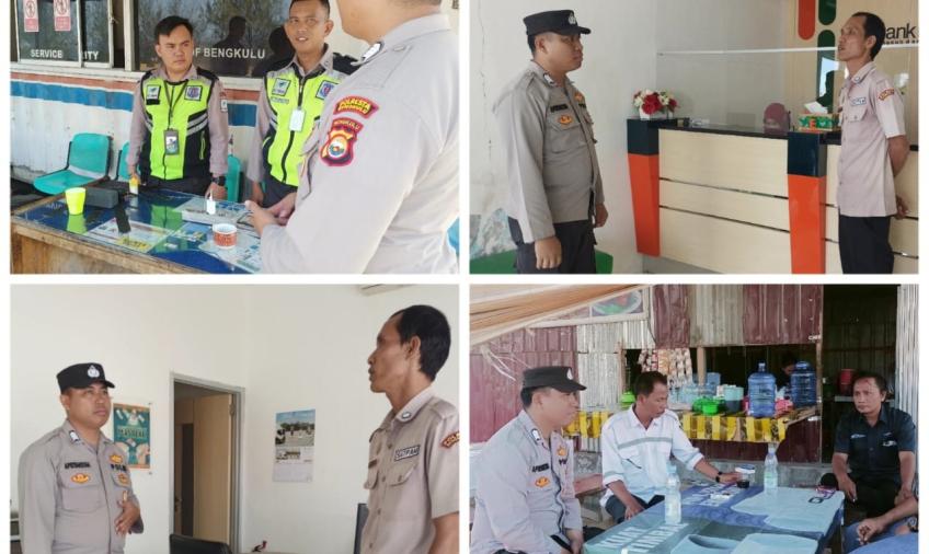 Sambangi Petugas Jaga di Seputaran Pelabuhan Pulau Baai, Polsek KSKP Sampaikan Imbauan Kamtibmas