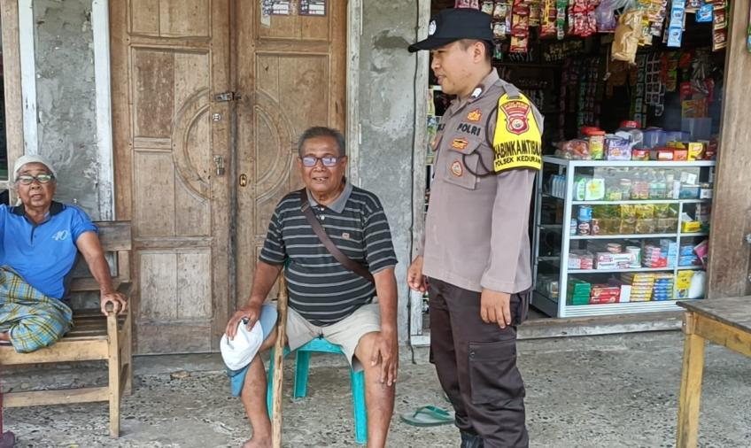 Bhabinkamtibmas Polsek Kedurang Melaksanakan Cooling System kepada Masyarakat Desa Nanti Agung 