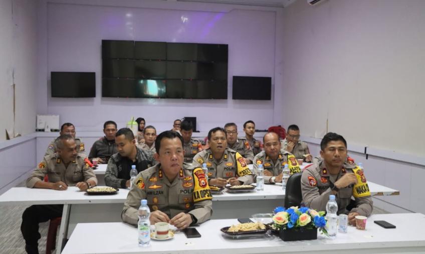 Kapolres Lebong dan PJU Nobar Kegiatan Kapolri dalam Pameran Lukisan dan Pentas Musik di Yogyakarta