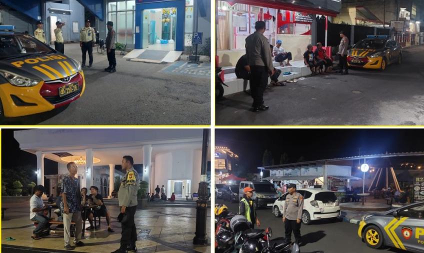 Waspada Terhadap Kejahatan, Personel Poslek Ratu Samban Pantau Aktivitas Warga dan Sampaikan Imbaun Kamtibmas