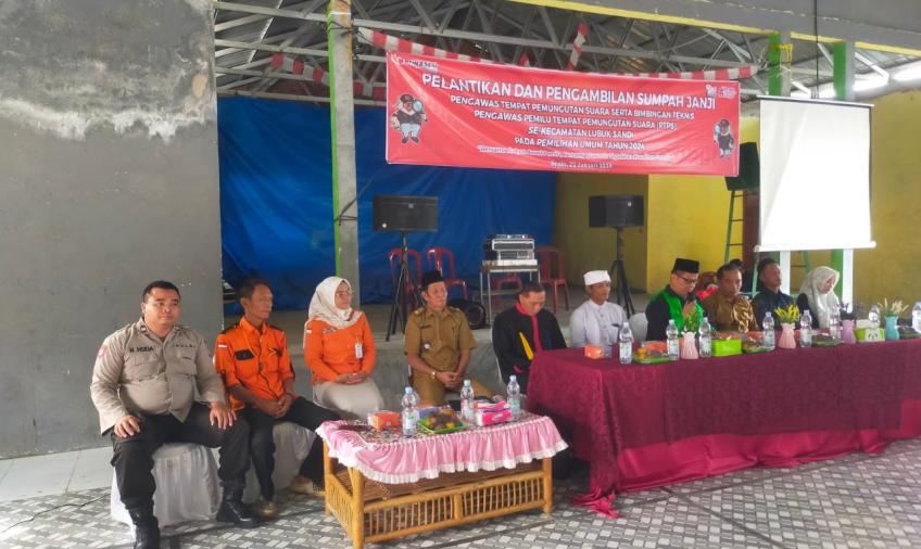 Kanit Samapta Polsek Sukaraja Hadiri Pelantikan dan Bimtek PTPS Kecamatan Lubuk Sandi 