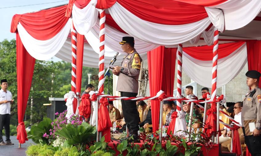 Pimpin Apel Gabungan Pengamanan Pemilu, Kapolresta Bengkulu Tekankan Personel Sukseskan Pemilu Damai dan Kondusif