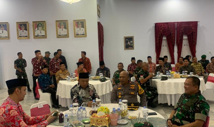 Waka Polres Seluma Hadiri Kegiatan Kunjungan Kerja Pangdam II/Sriwijaya Mayjen TNI Yanuar Adil ke wilayah Kabupaten Seluma