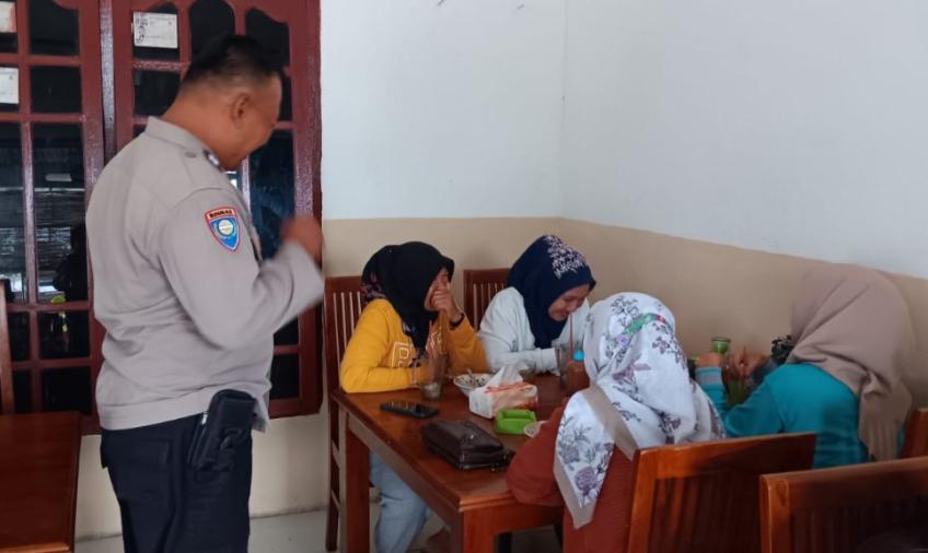 Kasat Binmas Gelar Cooling System Sambang Warga Guna Wujudkan Kamtibmas Kondusif