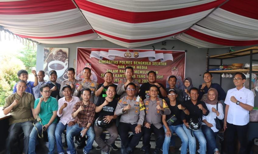 Jalin Sinergitas, Polres BS Ngobrol Kamtibmas Bersama Awak Media 