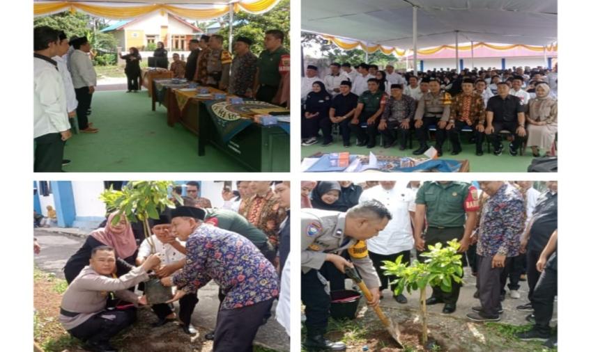 Monitoring Pelantikan KPPS, Bhabinkamtibmas Polsek Gading Cempaka Sampaikan Imbauan Kamtibmas