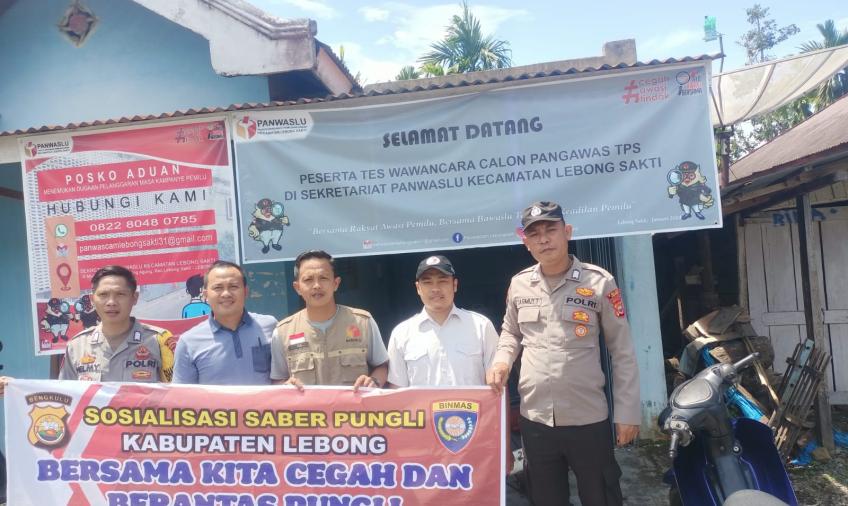 Cegah Pungli, Polsek Lebong Tengah Sosialisasi Saber Pungli di Kantor Bawaslu Lebong