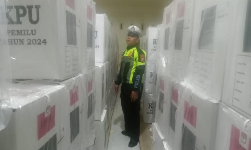Polres BS Pengaman Gudang Logistik KPU Antisipasi dari Segala Kemungkinan 