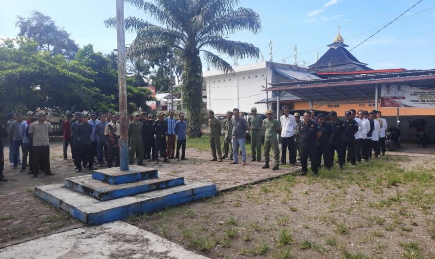 Tingkatkan Kemampuan Linmas Hadapi Pemilu 2024, Polsek Seginim Polres Bengkulu Selatan Berikan Pelatihan