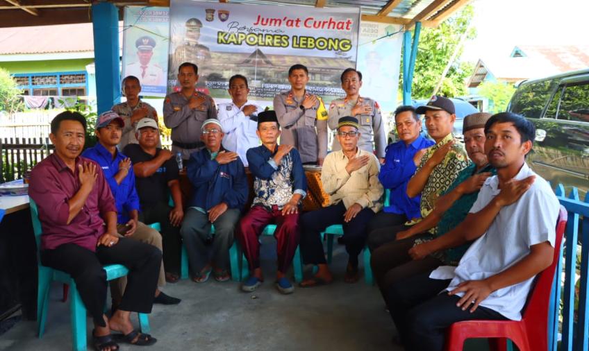 Polres Lebong Gelar Jumat Curhat di Desa Suka Damai