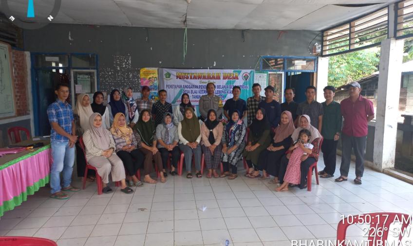 Bhabinkamtibmas Polsek Lebong Atas Hadiri Rapat Penetapan APBDes di Desa Blau