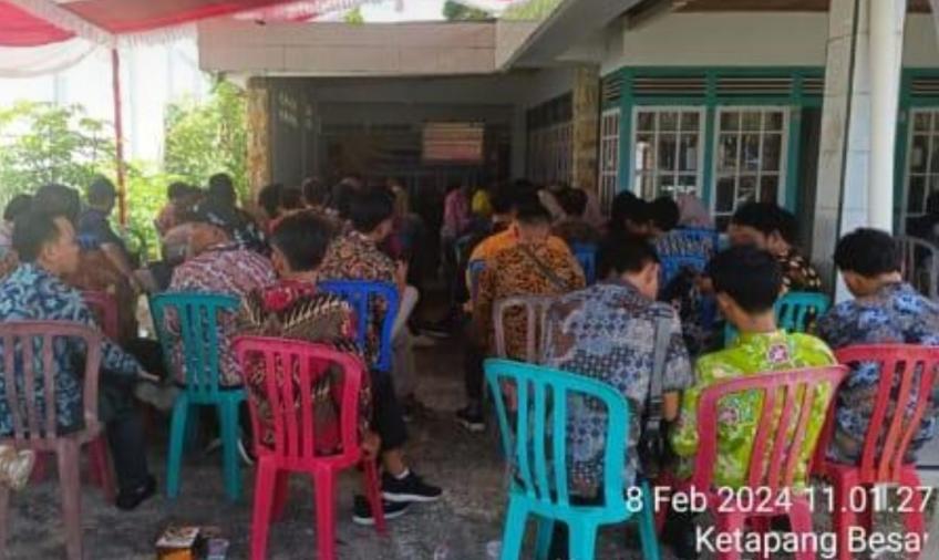 Bhabinkamtibmas Hadiri Kegiatan Bimbingan Teknis Pengawas TPS se Kecamatan Pasar Manna