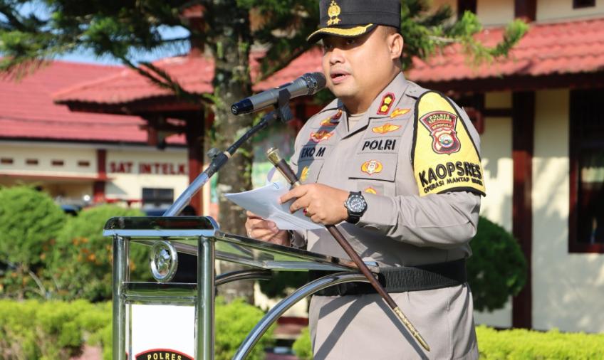 Kapolres Kepahiang Pimpin Apel Pergeseran Pengamanan TPS Tahap Pemungutan dan Perhitungan Suara Pemilu 2024
