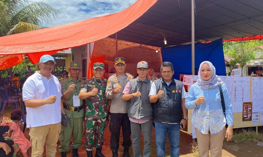 Wakapolres Bengkulu Selatan  Pantau Pemungutan Suara TPS Khusus Lapas Manna