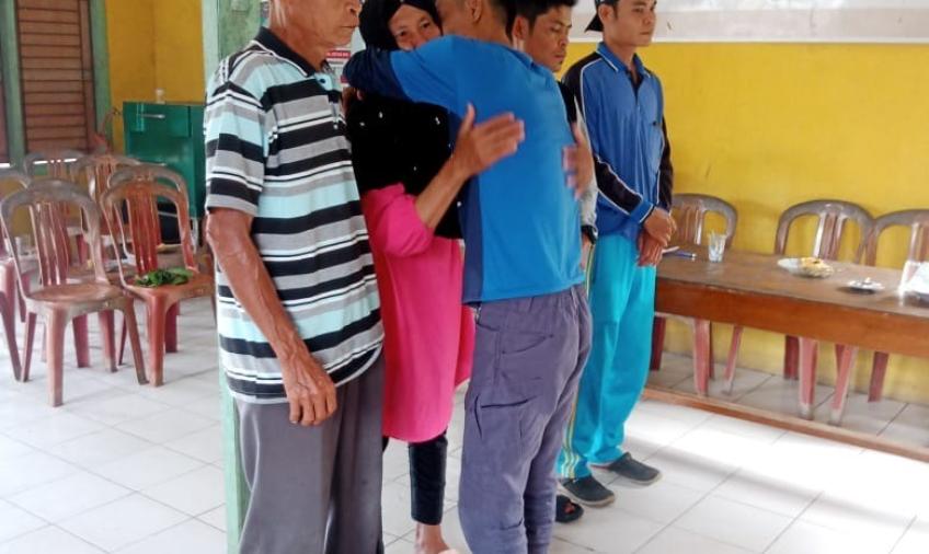 Problem Solving, Bhabinkamtibmas Polsek Talo Damaikan Kesalahpahaman Berujung Penganiayaan Bapak dan Anak 