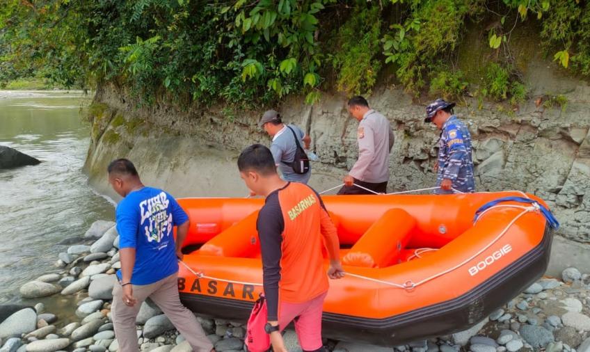 Pencarian Korban Hanyut Sungai Kedurang Diperluas Hingga Pesisir Pantai