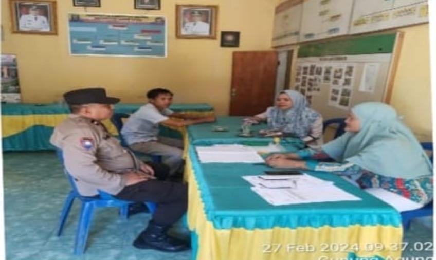 Sambang Desa, Bhabinkamtibmas Polsek Sukaraja Monitoring Aktivitas Masyarakat Paska Pemilu dan Sampaikan Imbauan Kamtibmas 