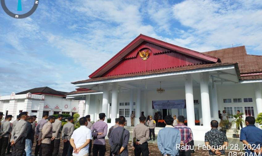 Pengamanan Pleno Terbuka di Tingkat Kabupaten, Personel Polres Seluma Gelar Apel Persiapan Pengamanan