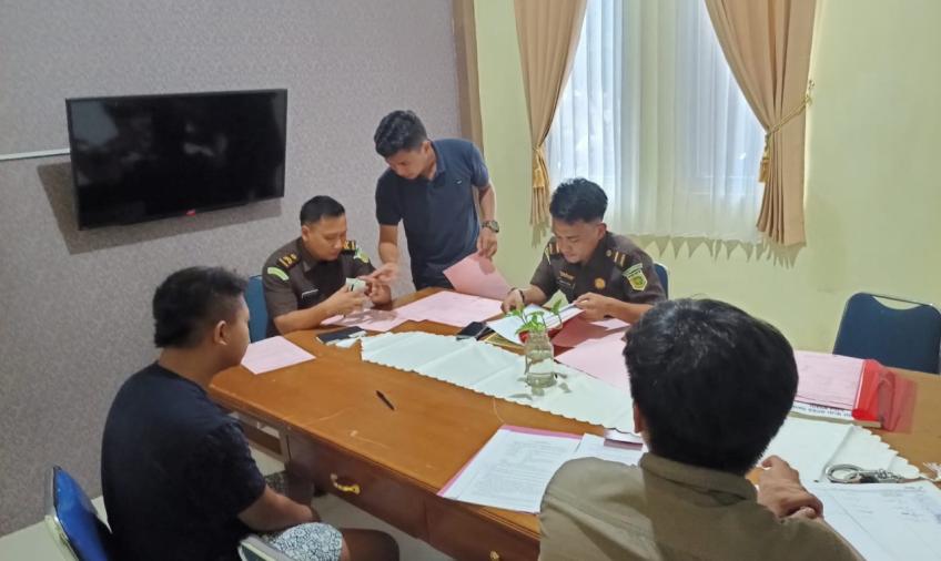 Bandit Motor di Serahkan ke JPU oleh Sat Reskrim Polres Bengkulu Selatan 